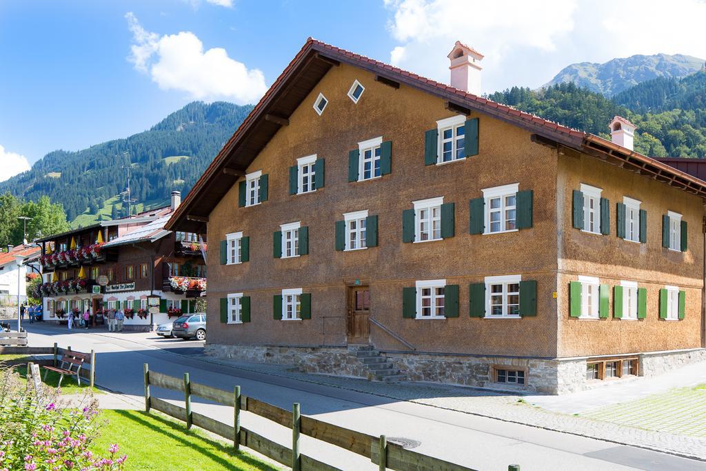 "Viktoria Apartments" - Annehmlichkeiten Von 4-Sterne Familien-Und Wellnesshotel Viktoria Koennen Mitgenutzt Werden Oberstdorf Kültér fotó