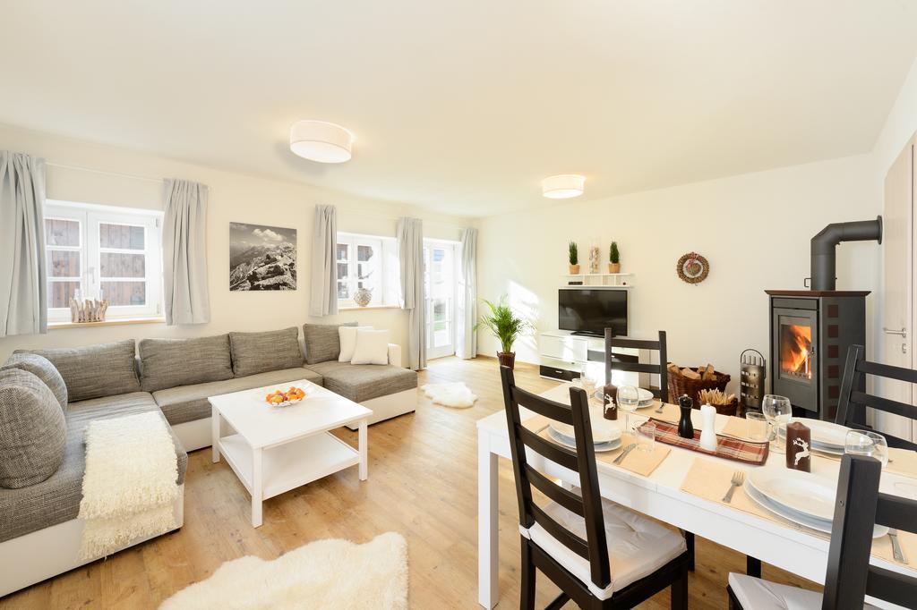 "Viktoria Apartments" - Annehmlichkeiten Von 4-Sterne Familien-Und Wellnesshotel Viktoria Koennen Mitgenutzt Werden Oberstdorf Szoba fotó