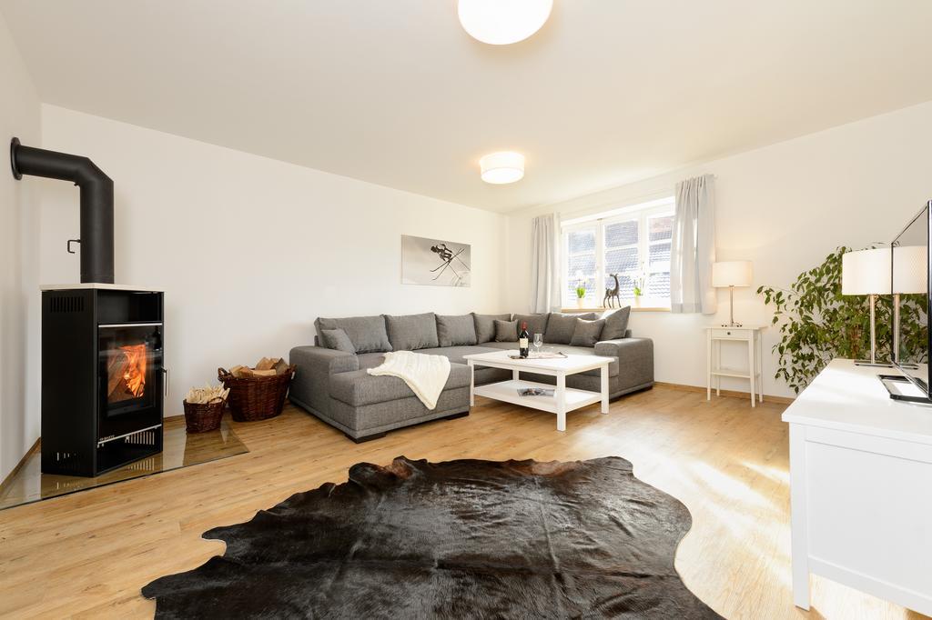 "Viktoria Apartments" - Annehmlichkeiten Von 4-Sterne Familien-Und Wellnesshotel Viktoria Koennen Mitgenutzt Werden Oberstdorf Szoba fotó