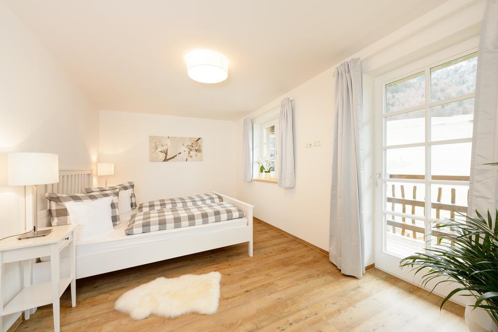 "Viktoria Apartments" - Annehmlichkeiten Von 4-Sterne Familien-Und Wellnesshotel Viktoria Koennen Mitgenutzt Werden Oberstdorf Szoba fotó